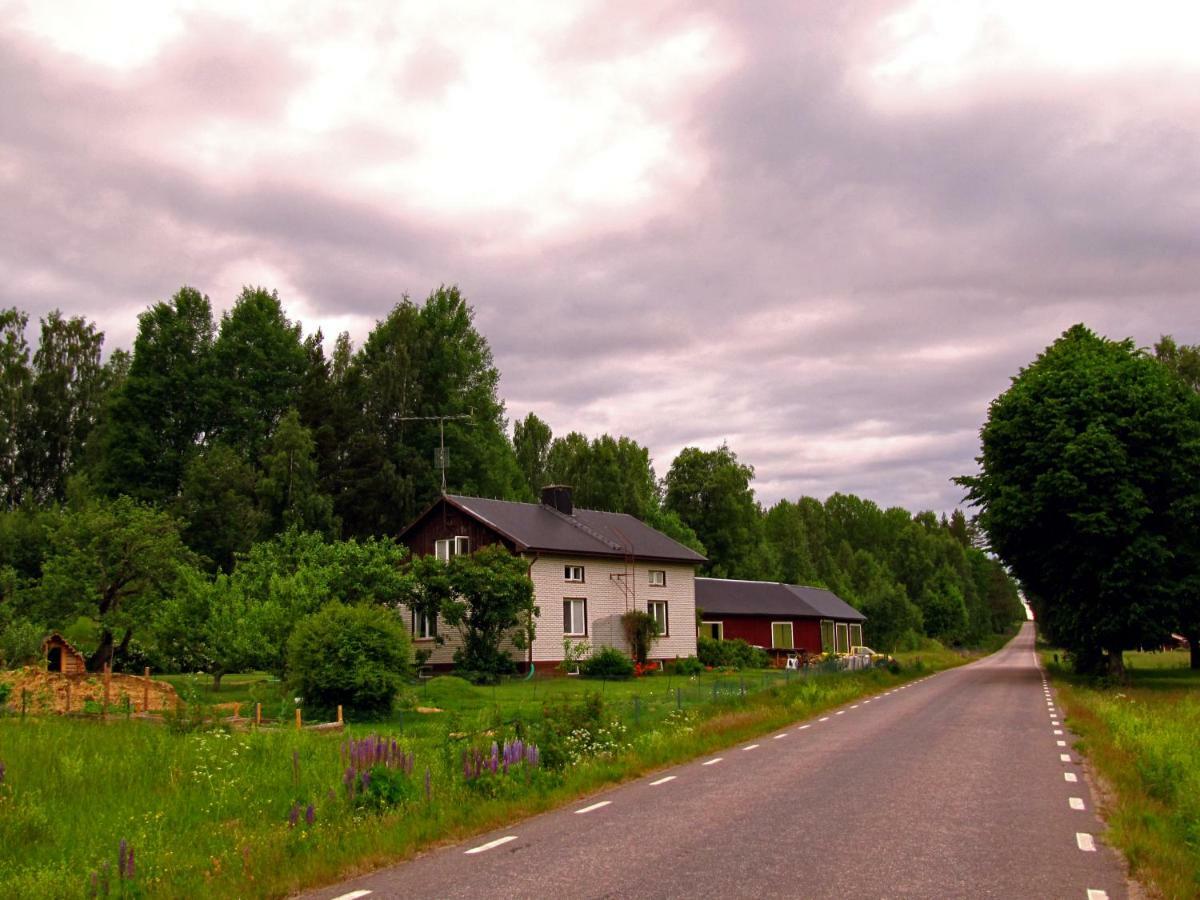 Bed and Breakfast Tva Ekar Gard à Råda Extérieur photo